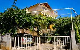 Apartments Andoria